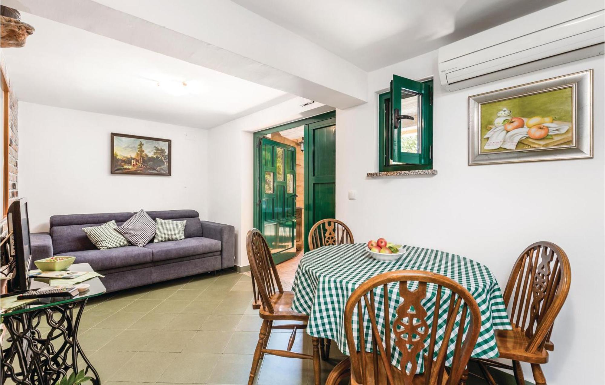 1 Bedroom Gorgeous Apartment In Lovran Exterior photo